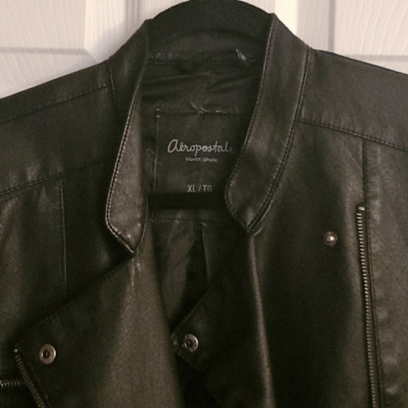 Jacket - Picture 2 of 3